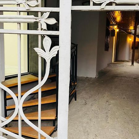 Old Tbilisi Apartment Exterior photo